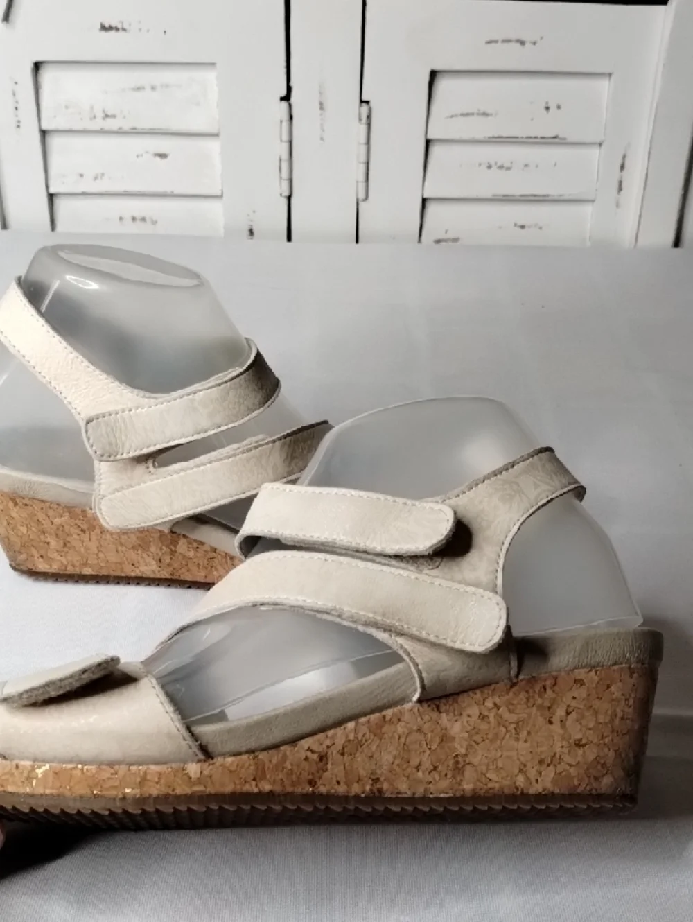 Propet stylish ivory